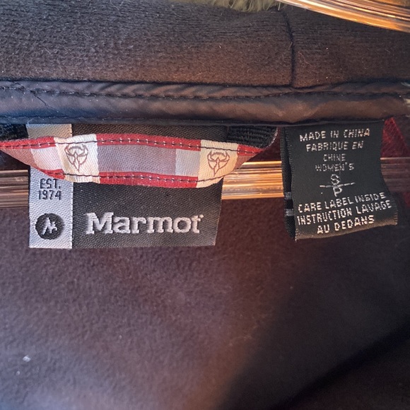 Marmot jacket size small - Picture 3 of 5